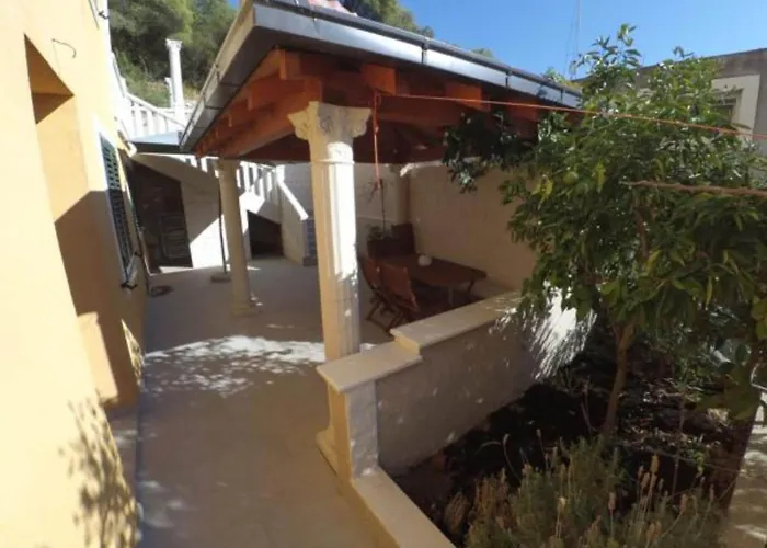 Maritimo - With Terrace *